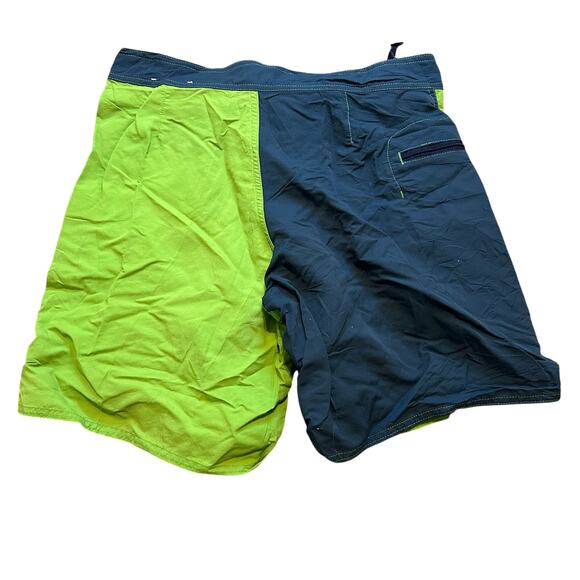 PATAGONIA Men's Minimalist Wavefarer Board Shorts Size 29 In Harlequin: Cilantro - Picture 2 of 8